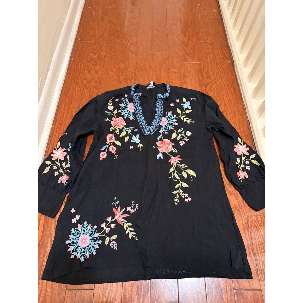 Johnny Was Workshop Black Floral Embroidered Tunic Top Lyocell Ramie XS